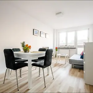 https://po-apartments-metro-centrum.warsawhotelspoland.com